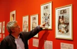Vincent Gille, commissaire de l'exposition "Caricatures, Hugo à la une" dans la maison de Victor Hugo à Paris, le 12 septembre 2018