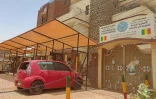Des impacts de balles sur la façade du consulat du Mali à Khartoum, le 20 mai 2023 