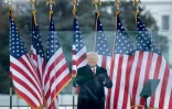 Le président américain Donald Trump sur scène quelques instants avant que le Capitole ne soit pris d'assaut, le 6 janvier 2021