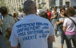 Manifestation contre la vaccination obligatoire des soignants le 5 août 2021 devant l'hôpital de la Timone à Marseille