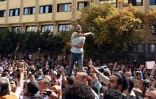 Des manifestants, le 15 avril dans le centre du Caire, appellent à la "chute du régime" du président Sissi
