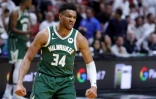 Giannis Antetokounmpo (#34), la star grecque des Milwaukee Bucks,  lors du match 4 sur le parquet du Miami Heat, en play-offs de NBA, le 24 avril 2023