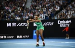 Serena Williams est venue à bout de la N.1 mondiale Simona Halep, pour se hisser en quarts de finale de l'Open d'Australie, le 21 janvier 2019