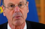 Le ministre français de l'Economie, Eric Lombard, s'exprime lors d'une réunion consacrée à l'augmentation des droits de douane américains au ministère de l'Economie, à Paris, le 9 avril 2025