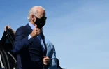 Le candidat démocrate à la Maison Blanche  Joe Biden embarque pour la Pennsylvanie à l'aéroport de Wilmington, à New Castle dans le Delaware, le 7 septembre 2020