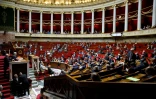 Le texte balaye des sujets très divers, de la transmission d'exploitations pour faire face au vieillissement du métier aux objectifs de l'enseignement agricole en passant par le statut des haies ou la répression des atteintes environnementales