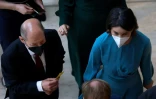 Annalena Baerbock (d) et Olaf Scholz, le 26 octobre 2021 au Bundestag, à Berlin