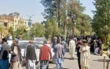 Des habitants dans les rues d'Hérat après un tremblement de terre, le 7 octobre 2023 en Afghanistan