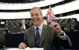 Le chef du Parti de l'Indépendance du Royaume-Uni (UKIP) Nigel Farage, appelant au Brexit, le 8 juin 2016 au Parlement européen à Strasbourg
