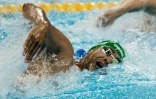 Le nageur sud-africain Achmat Hassiem lors du 100 m nage libre (S10), le 13 septembre 2016 Ă Rio aux Jeux paralympiques
