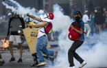Affrontements entre les forces de sécurité et les manifestants de l'opposition à Caracas, le 6 juillet 2017