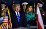 Le président américain Donald Trump (g) et son épouse Melania (d) à leur arrivée à Varsovie, le 5 juillet 2017