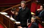 Le chef de file des Insoumis Jean-Luc Mélenchon s'exprime à l'Assemblée nationale, le 20 décembre 2018