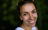 La traileuse française Anne-Lise Rousset pose chez elle, le 5 juin 2022 près d'Annecy