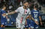 La joie de l'attaquant argentin du Paris Saint-Germain, Mauro Icardi, après son but, le 7 août 2021 sur la pelouse de Troyes