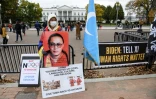 Des manifestants ouighours, tibétains, hongkongais et taïwanais devant la Maison Blanche, le 14 novembre 2021, avant le sommet virtuel entre Xi Jinping et Joe Biden 