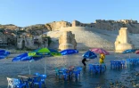 Un café au bord du Tigre à Hasankeyf, en Turquie, le 17 août 2019