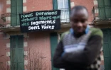 Devant une maison abandonnée où des migrants de la République démocratique du Congo se sont installés, à Rennes, le 15 février 2017