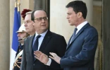 François Hollande et Manuel Valls sur le perron de l'Elysée le 12 mars 2016 à Paris