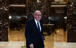 L'ancien maire de New York Rudy Giuliani quitte la Trump Tower après une rencontre avec Donald Trump, le 16 novembre 2016 à New York