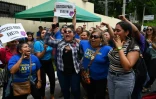 Des manifestants en soutien à la jeune Salvadorienne, Evelyn Hernandez, acquittée lundi du meurtre de son bébé mort-né, au Salvador le 19 août 2019