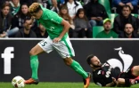 Le défenseur de Saint-Etienne, Kevin Malcuit pendant un match de L1 face à Dijon, le 16 octobre 2016