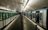 La ligne 10 du métro en cours de modernisation avec les nouvelles rames MF19 qui disposent de ventilation réfrigérée, le 16 octobre 2025 à Paris