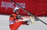 Le Suisse Beat Feuz après sa victoire sur la descente des Jeux olympiques de Pékin, le 7 février 2022 à Yanqing