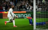 Alexandre Lacazette, buteur pour l'OL face à Brest, le 14 avril 2024 au Groupama Stadium