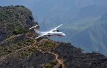 Mercredi 20 Octobre 2010

Le Dash 8, avion bombardier d'eau, au Maïdo (Photo Thomas Campeaux)