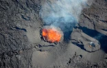 Mercredi 20 Octobre 2010

 Eruption du Piton de la Fournaise photo Emmanuelle Villeuneuve