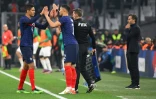 Le Marseillais William Saliba remplace Raphaël Varane contre la Côte d'Ivoire au stade Vélodrome, le 25 mars 2022
