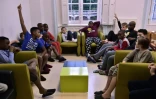 Une salle de relaxation pour les collégiens de l'internat Saint-Philippe de Meudon (Hauts-de-Seine), le 11 septembre 2017