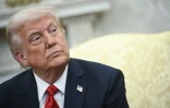 Le président américain Donald Trump dans le Bureau ovale de la Maison Blanche, le 17 avril 2025 à Washington