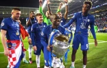 La joie du milieu de terrain français de Chelsea, N'Golo Kanté, vainqueur avec son club de Manchester City, 1-0 en finale de la Ligue des Champions, le 29 mai 2021 à Porto