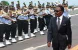 Le défunt président gabonais Omar Bongo Ondimba, le 2 décembre 2007 à Libreville, à l'occasion de ses 40 ans de pouvoir