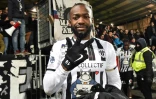 L'attaquant d'Angers Stéphane Bahoken après la victoire contre Dijon, le 2 février 2019 à Angers