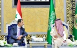 Le président syrien Bachar al-Assad  (g) et le vice-gouverneur de la Mecque, le prince Badr bin Sultan, le 18 mai 2023 à Jeddah, avant le sommet de la Ligue arabe, en Arabie saoudite