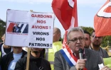 Le secrétaire général du PCF, Pierre Laurent lors d'une manifestation de soutien aux salariés d'Air France interpellés, le 12 octobre 2015 
