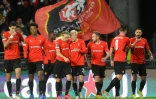La joie des Rennais après avoir ouvert le score à domicile grâce à leur attaquant Gaëtan Laborde (d) face à Vitesse Arnhem, lors de leur match de poules de la Ligue Europa, le 25 novembre 2021 au Roazhon Park
