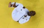 La joie de la judokate Emilie Endéol sacrée chez les +78 kg devant la Cubaine Idalys Ortiz, le 12 août 2016 aux Jeux de Rio