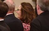 Gina Haspel, choisie par Donald Trump pour être directrice de la CIA, assiste à la prestation de serment de son ancien chef, Mike Pompeo, comme secrétaire d'Etat le 2 mai 2018 à Washington