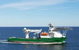 Une photo diffusée le 3 décembre 2015 par le Bureau de la sécurité des transports australien (ATSB) montrant le Havila Harmony, qui participe aux recherches de l'océan indien des restes du MH370 de la Maylaisia Airlines.