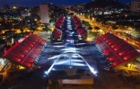 Le sambodrome de Rio illuminé en hommage aux écoles de samba privées de carnaval en raison de la pandémie de coronavirus, le 12 février 2021 au Brésil