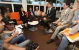 jeudi 2 Décembre 2010

Présentation de la très grande boutique d'Orange