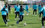 Villarreal et Samuel Chukwueze (balle au pied) à l'entraînement de veille de match à la Cité Sportive du "Sous-marin jaune", le 7 décembre 2021