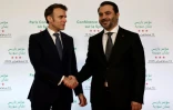 Le président français Emmanuel Macron (g), le ministre syrien des Affaires étrangères Assaad al-Chaibani, lors de la Conférence internationale sur la Syrie, le 13 février 2025 à Paris