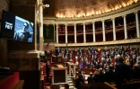 Minute de silence à l'Assemblée en mémoire de Samuel Paty, à Paris le 20 octobre 2020