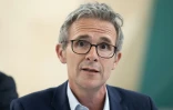 Le président PS du département de Seine-Saint-Denis, Stéphane Troussel assiste à la présentation du site d'escalade pour les JO de Paris au Bourget, au nord de la capitale, le 30 mai 2024