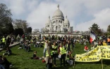 Manifestation de "gilets jaunes" devant le Sacré Coeur à Montmartre, le 23 mars 2019 à Paris
